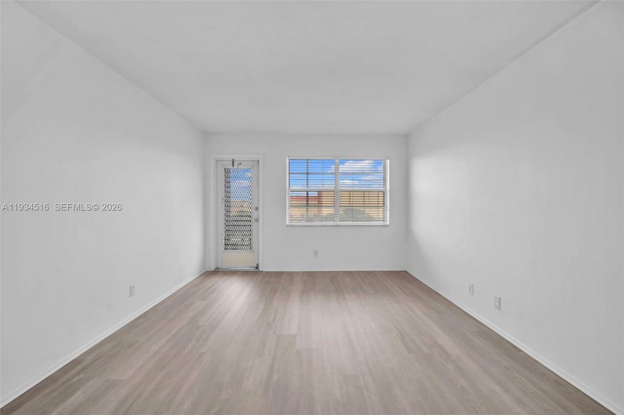 1280 NW 43rd Ave, Unit 302, Lauderhill, FL 33313 Photo