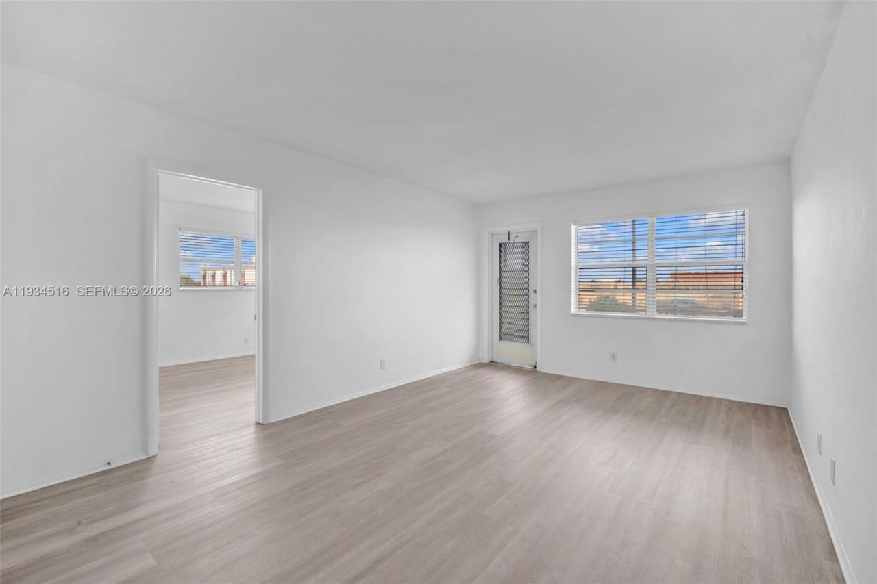 1280 NW 43rd Ave, Unit 302, Lauderhill, FL 33313 Photo