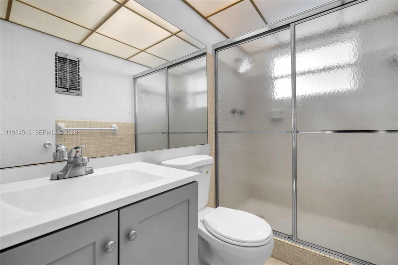 1280 NW 43rd Ave, Unit 302, Lauderhill, FL 33313 Photo