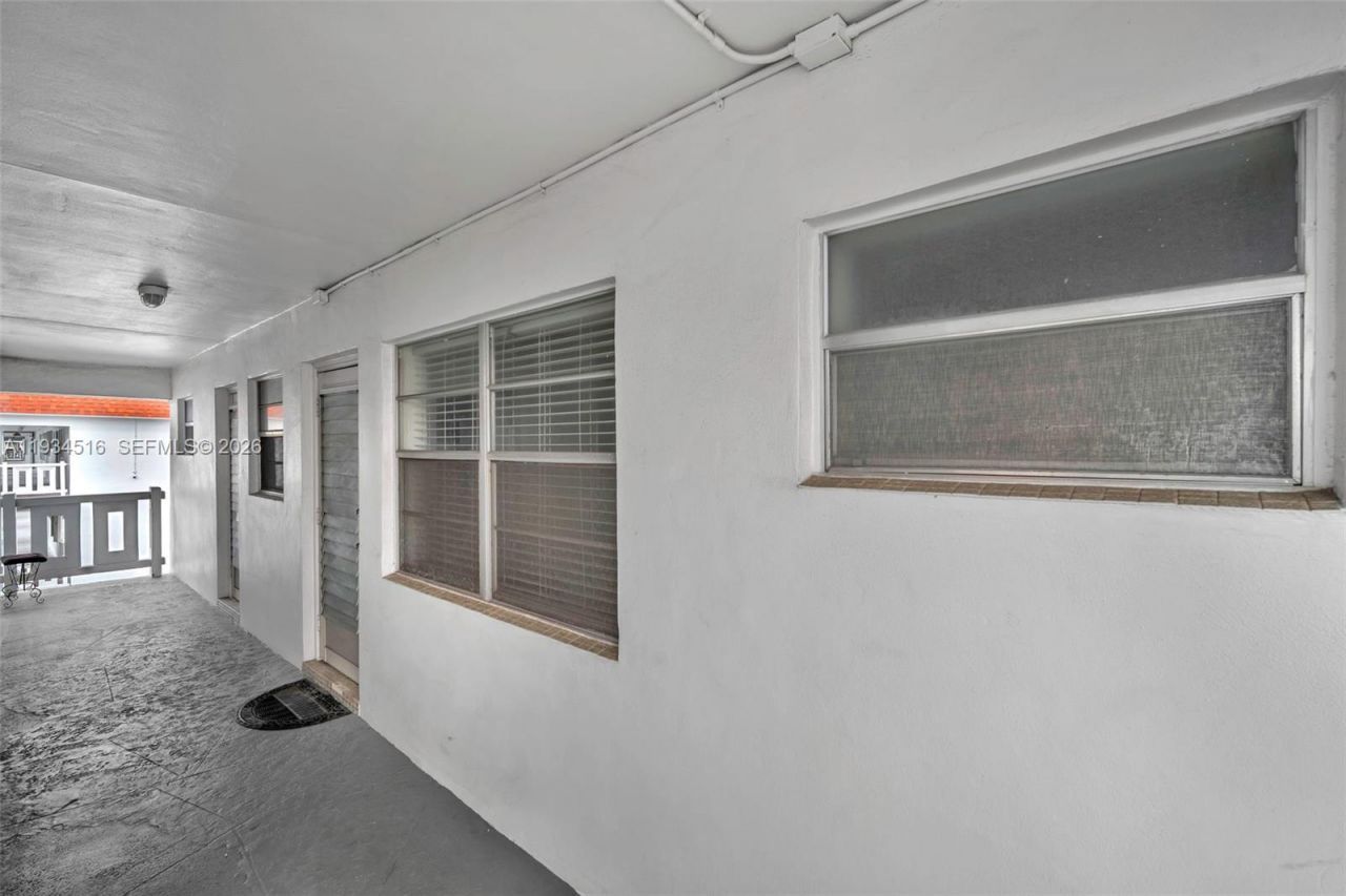1280 NW 43rd Ave, Unit 302, Lauderhill, FL 33313 Photo