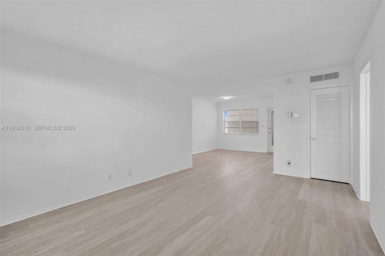 1280 NW 43rd Ave, Unit 302, Lauderhill, FL 33313 Photo