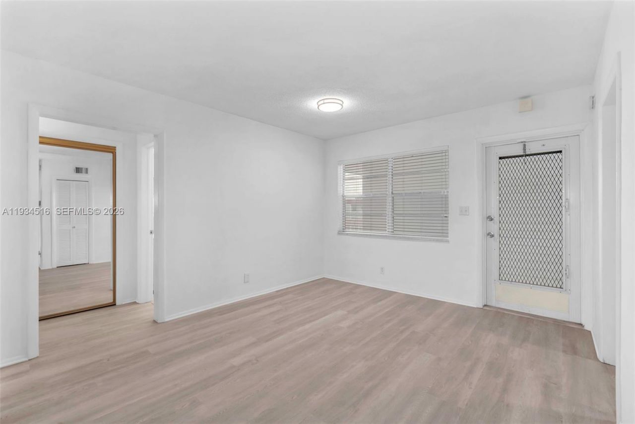 1280 NW 43rd Ave, Unit 302, Lauderhill, FL 33313 Photo