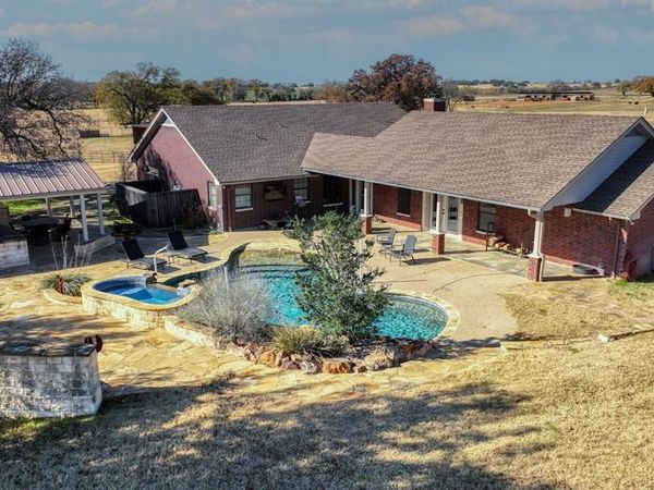 7690 County Road 417, Stephenville, TX 76401