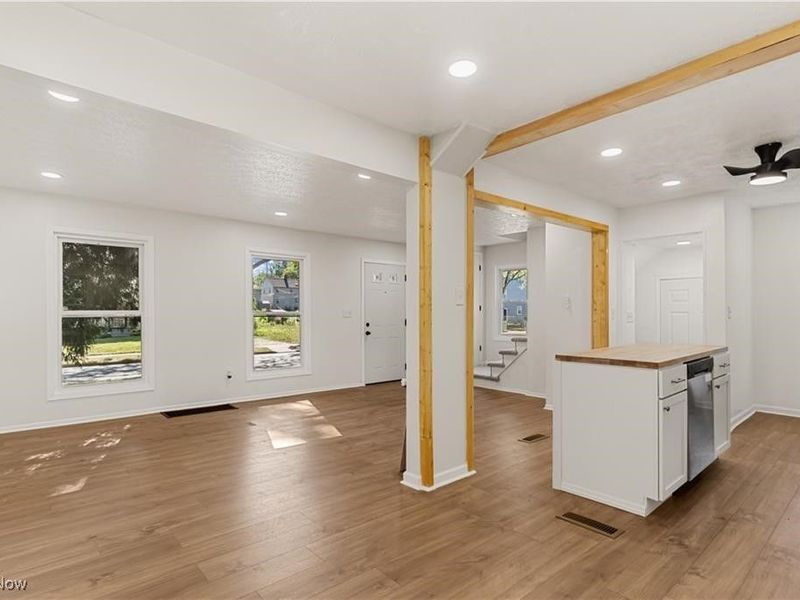 1126 Orlando Avenue, Akron, OH 44320 Photo 8