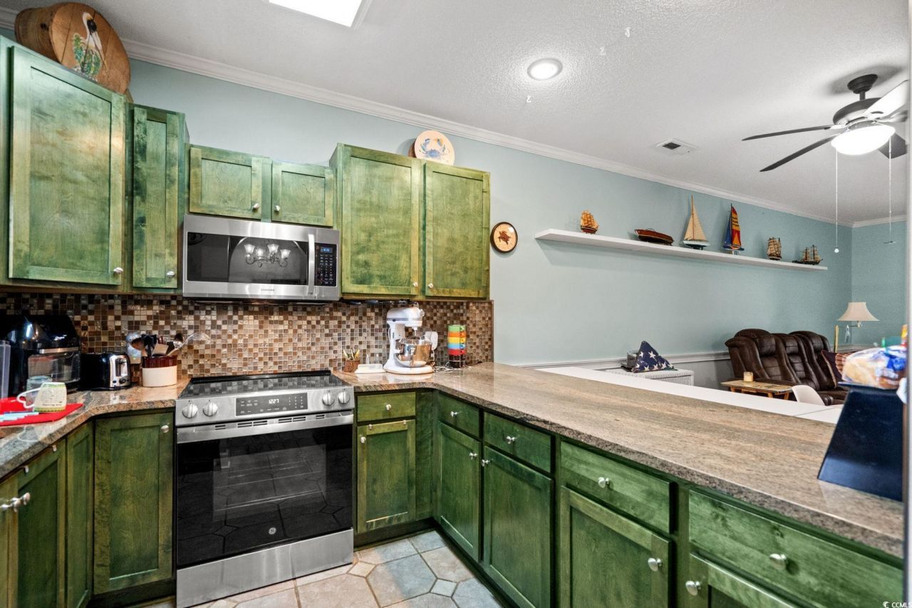 4221 Hibiscus Dr. Photo 13