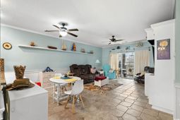 4221 Hibiscus Dr. photo 4