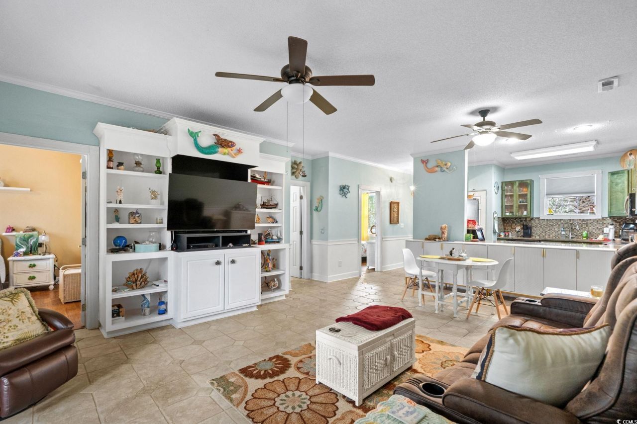 4221 Hibiscus Dr. Photo 6