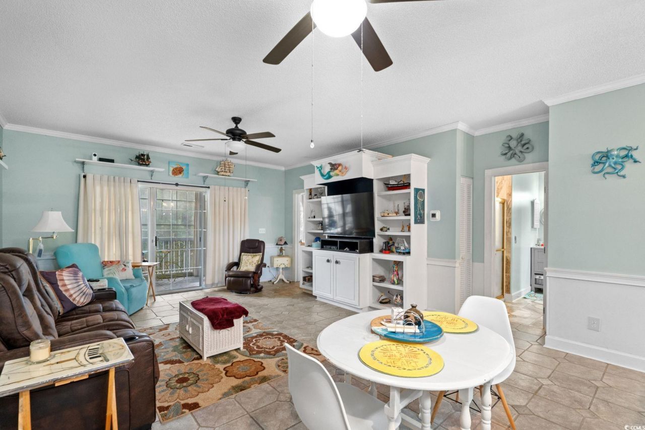 4221 Hibiscus Dr. Photo 9