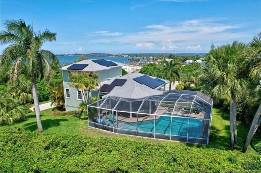 3781 NE Cheri Drive, Jensen Beach, FL 34957 Photo