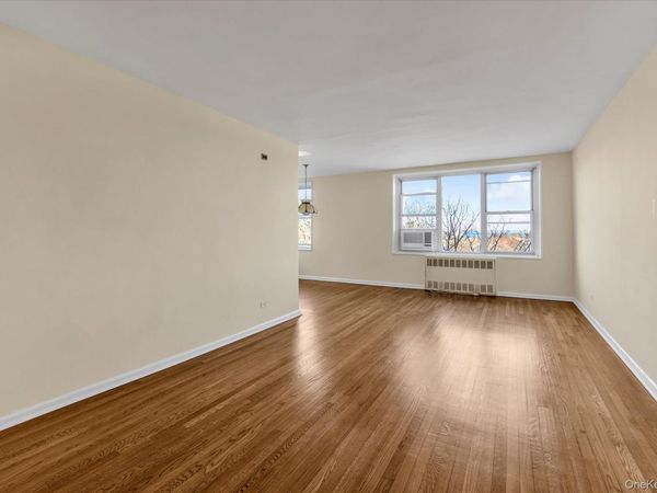 209-80 18 Avenue, Unit 6D, Bayside, NY 11360