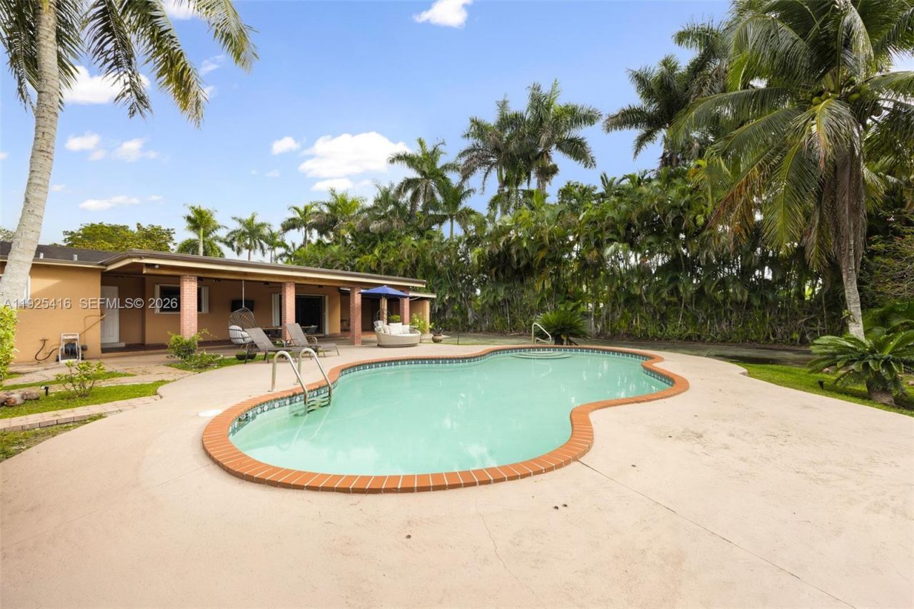 20450 SW 198th Ave, Miami, FL 33187 Photo