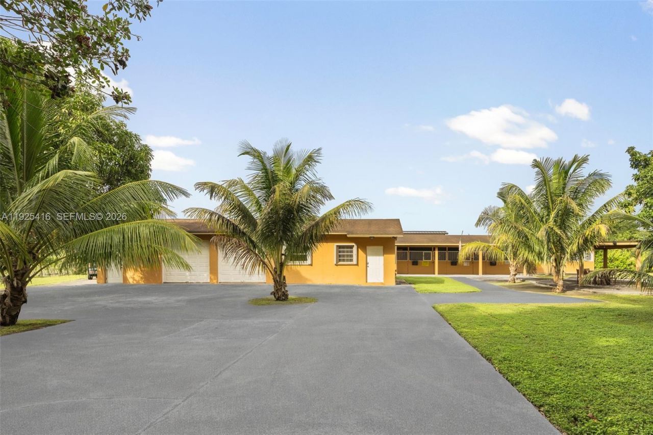 20450 SW 198th Ave, Miami, FL 33187 Photo