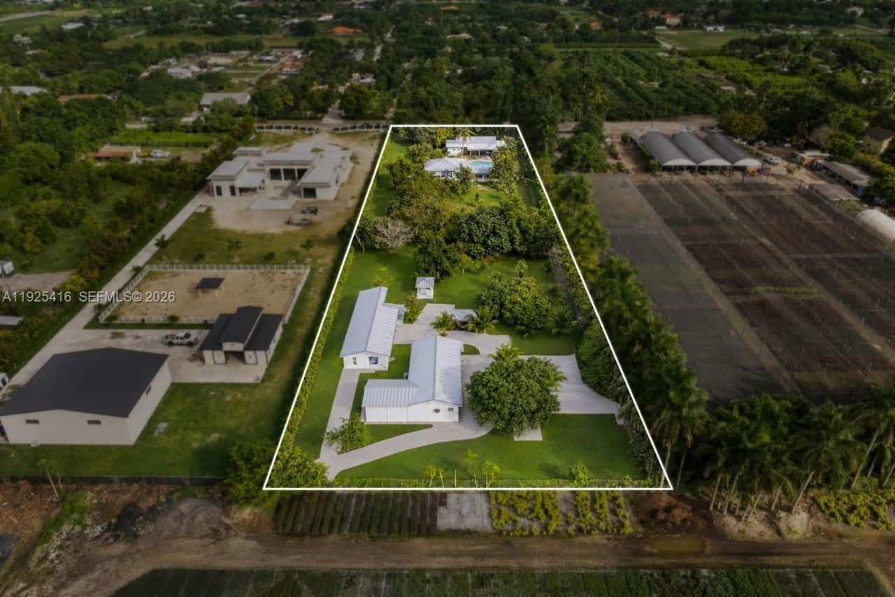 20450 SW 198th Ave, Miami, FL 33187 Photo
