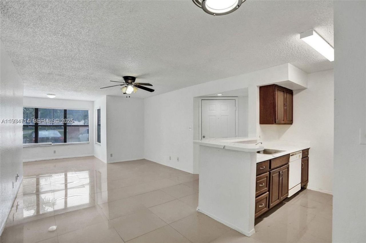 2946 S University Dr , Unit 7108, Davie, FL 33328 Photo