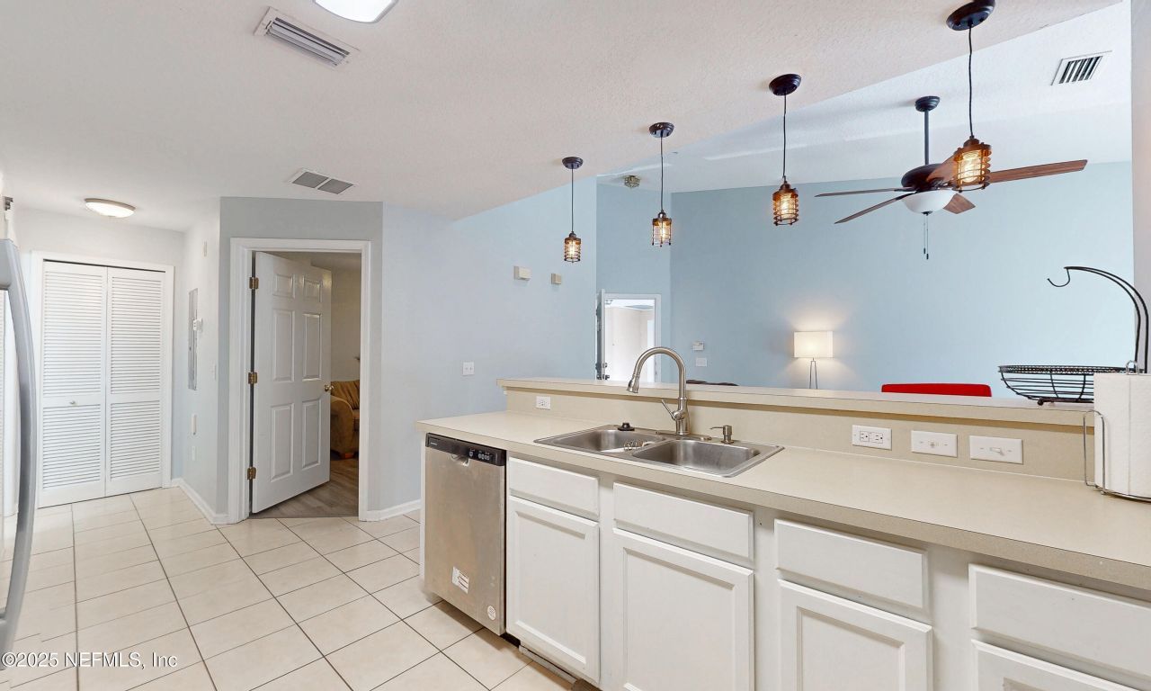 6106 Maggies Circle, Unit 113, Jacksonville, FL 32244 Photo