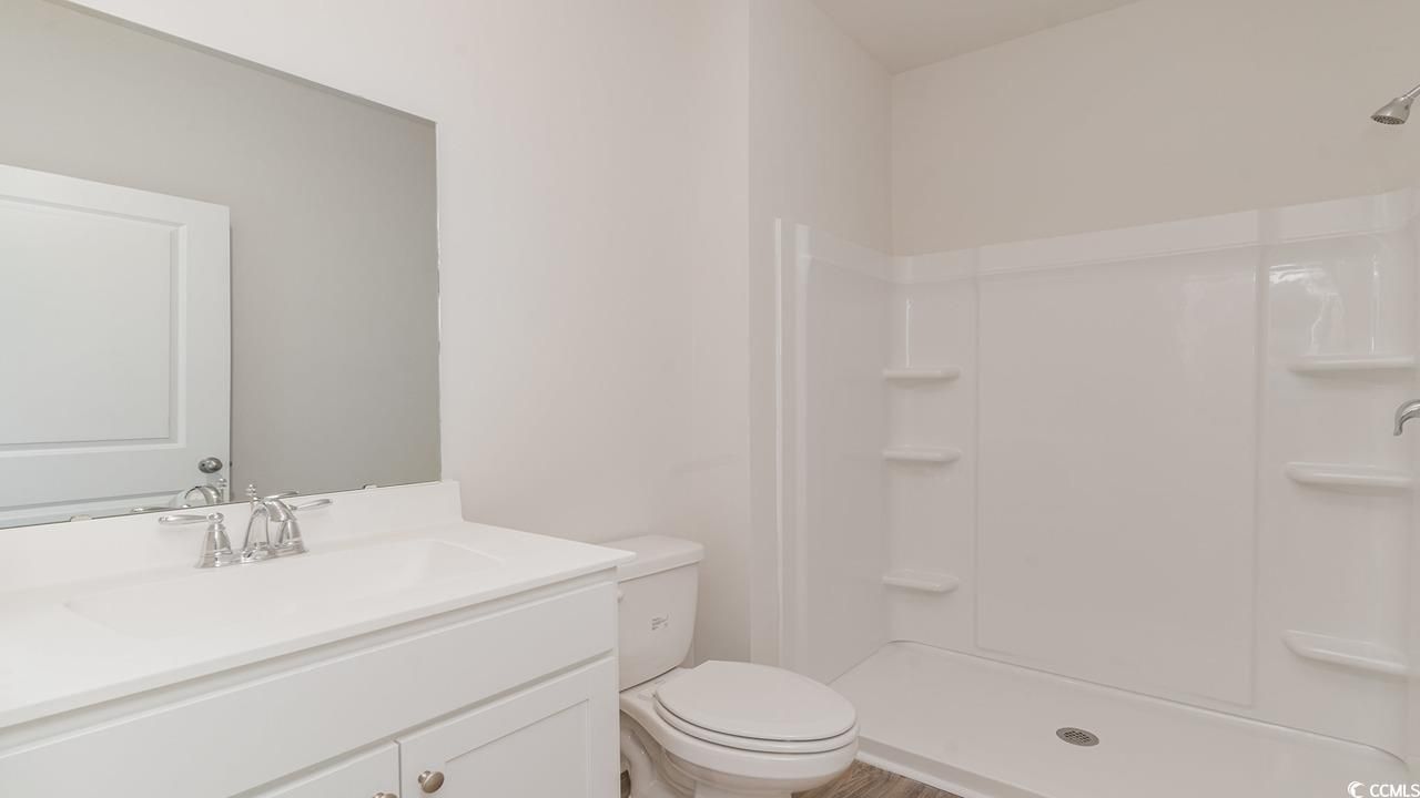 203 Calm Dr. Photo 9