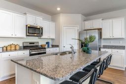 360 Glade Ct. photo 4