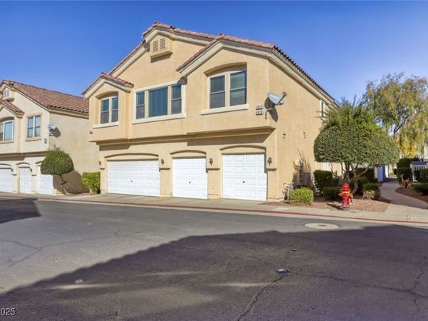 2572 Land Rush Drive, Henderson, NV 89002