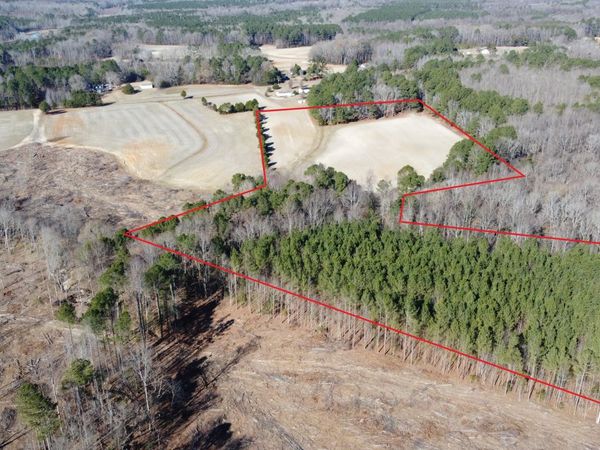 8501 Edwards Road, Castalia, NC 27816