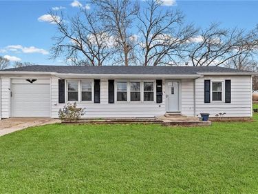 914 N Folger Street, Carrollton, MO 64633