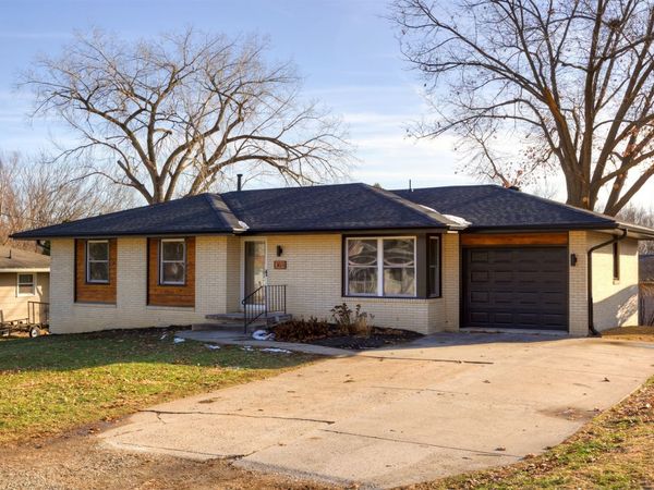 303 W McKinney Street, Runnells, IA 50237