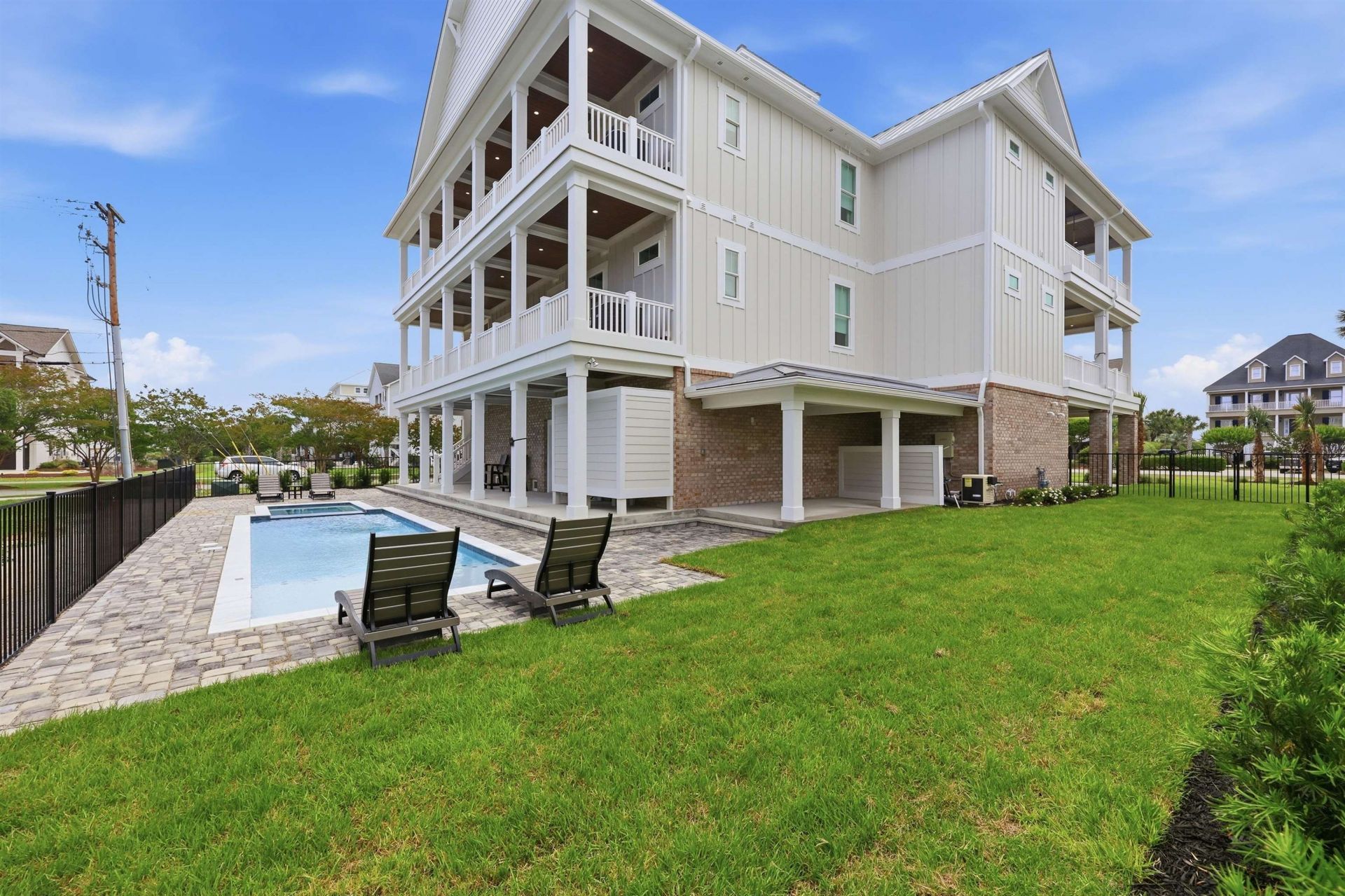 1005 North Ocean Blvd. Photo 9