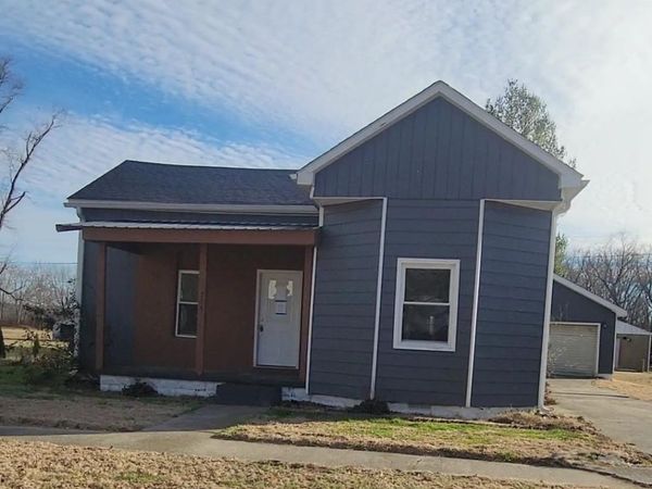 504 N Main Street, Patoka, IN 47666