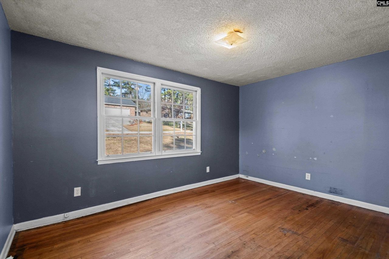 520 Newburgh Drive Photo 12