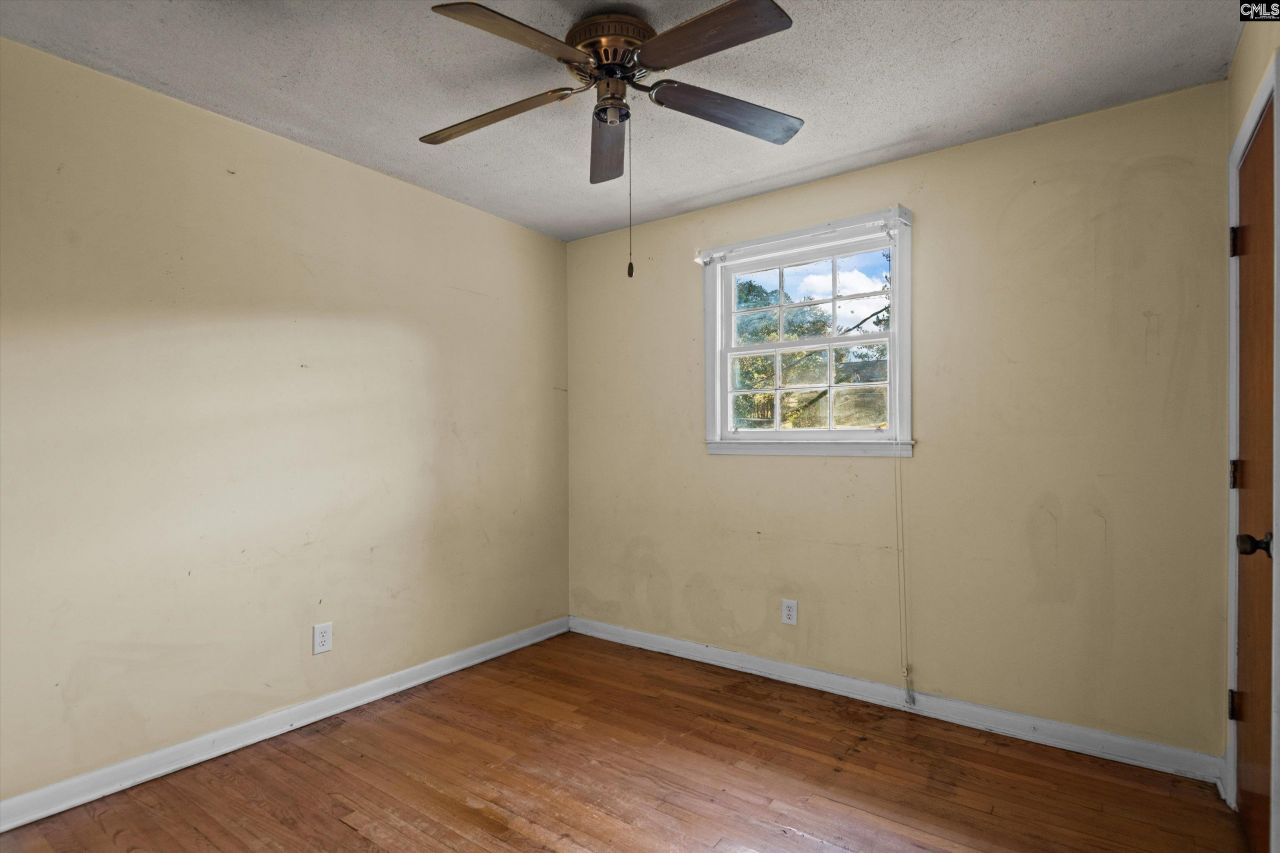 520 Newburgh Drive Photo 15