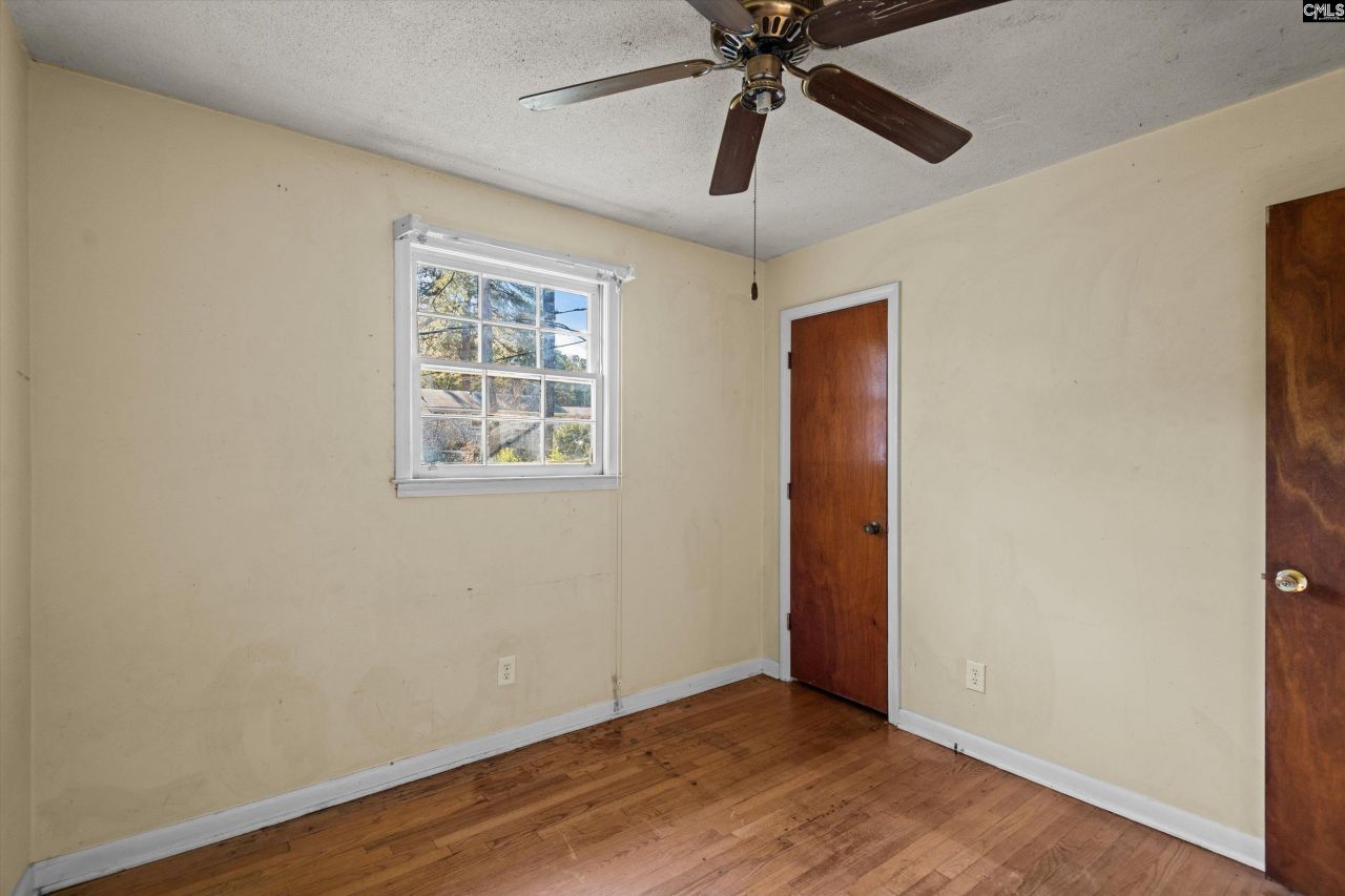 520 Newburgh Drive Photo 16