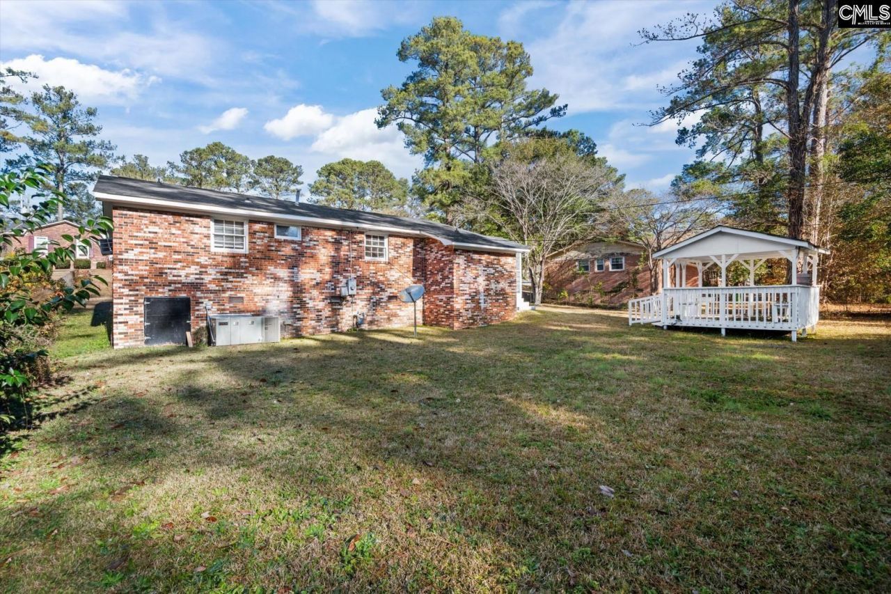 520 Newburgh Drive Photo 24