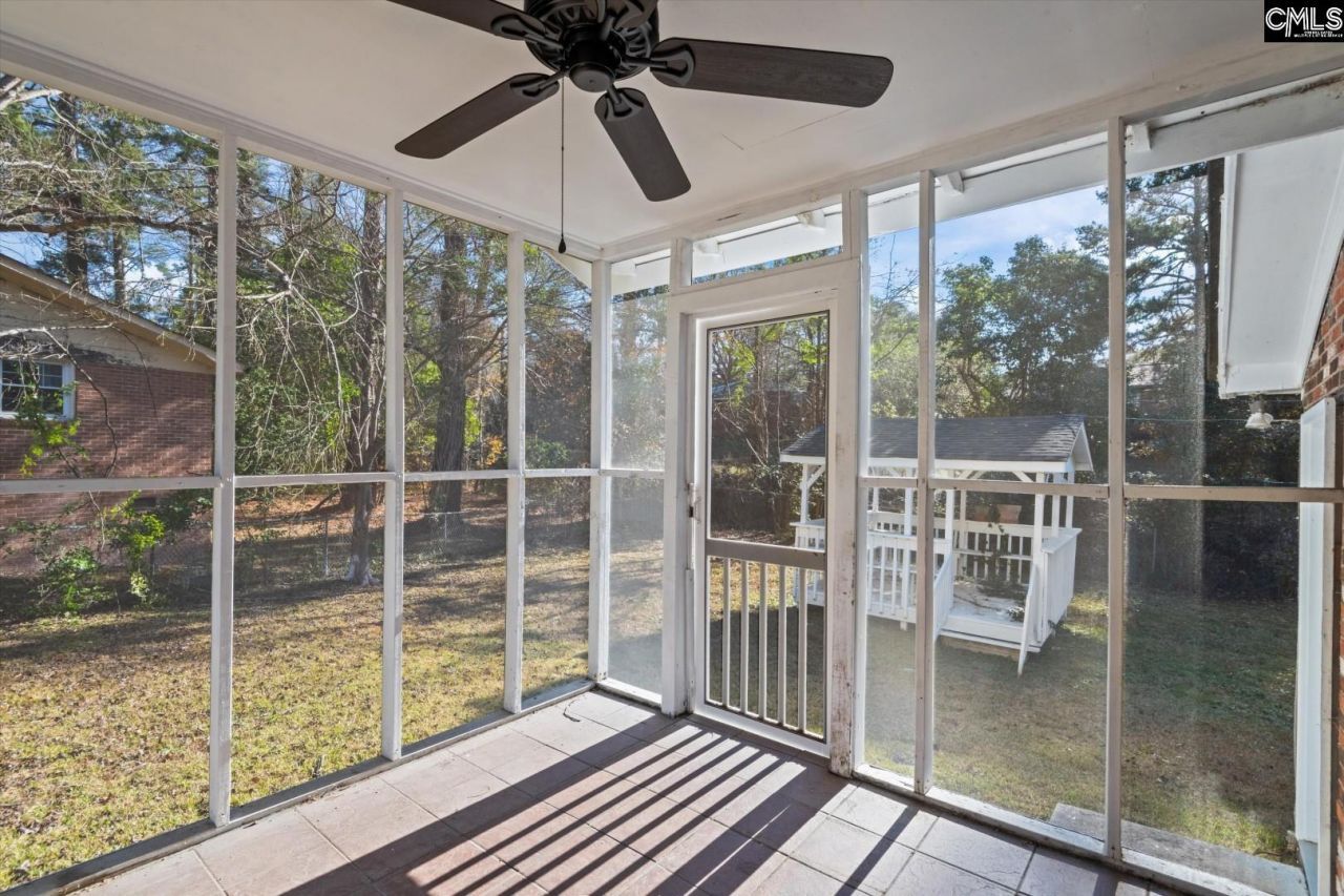 520 Newburgh Drive Photo 25