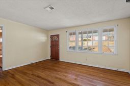 520 Newburgh Drive photo 4