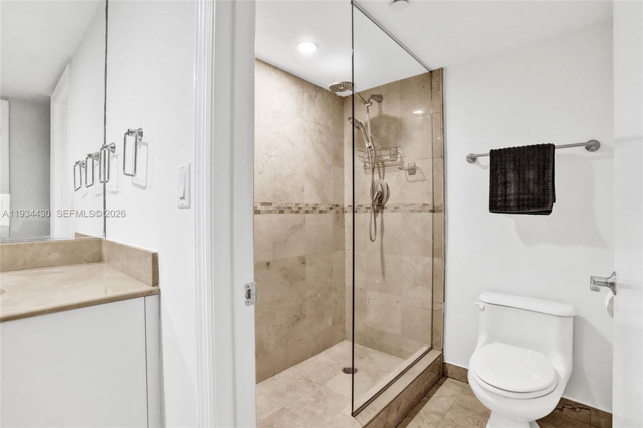 6917 Collins Ave, Unit 503, Miami Beach, FL 33141 Photo