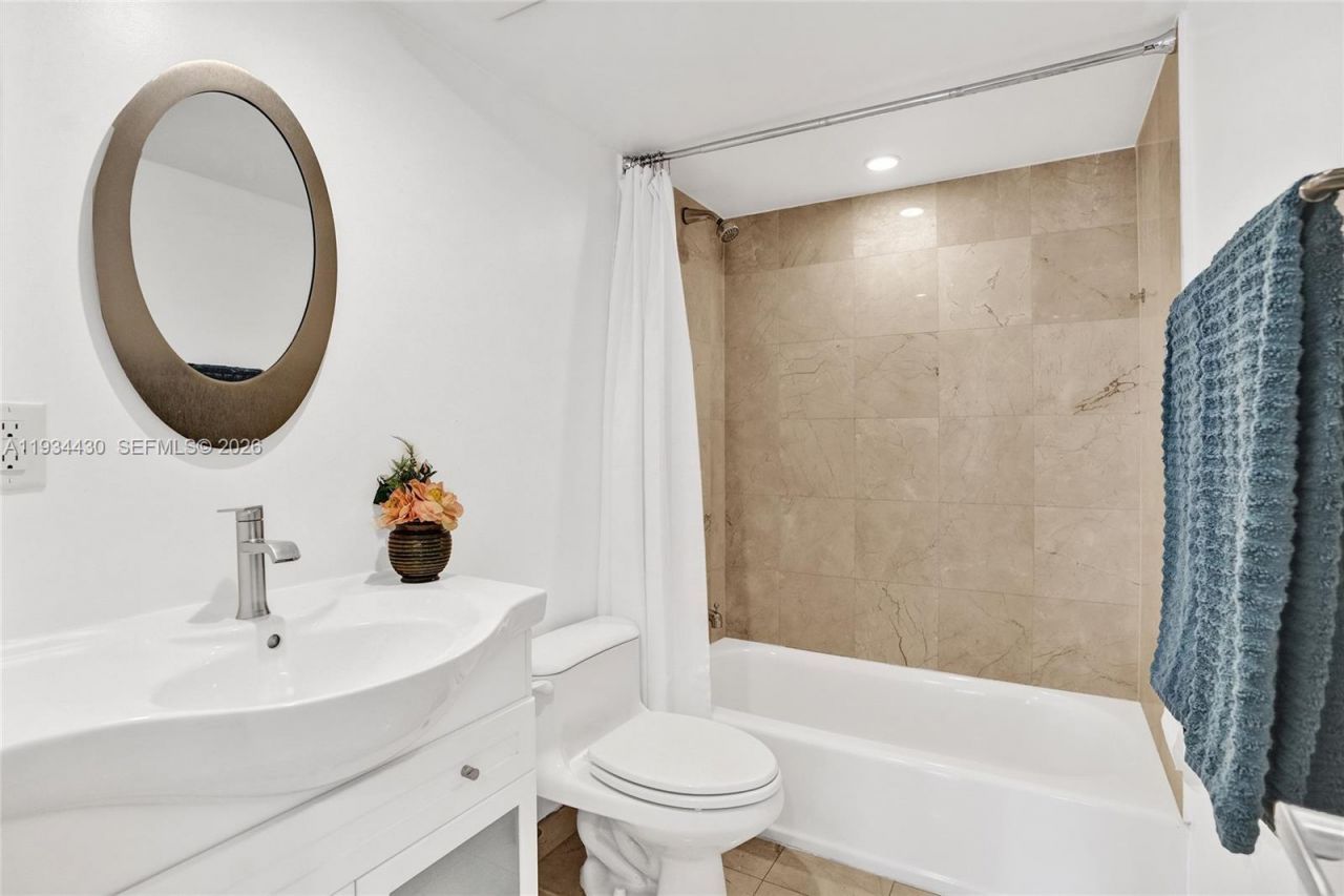 6917 Collins Ave, Unit 503, Miami Beach, FL 33141 Photo