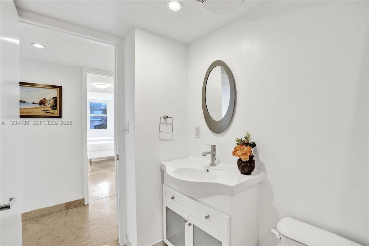 6917 Collins Ave, Unit 503, Miami Beach, FL 33141 Photo