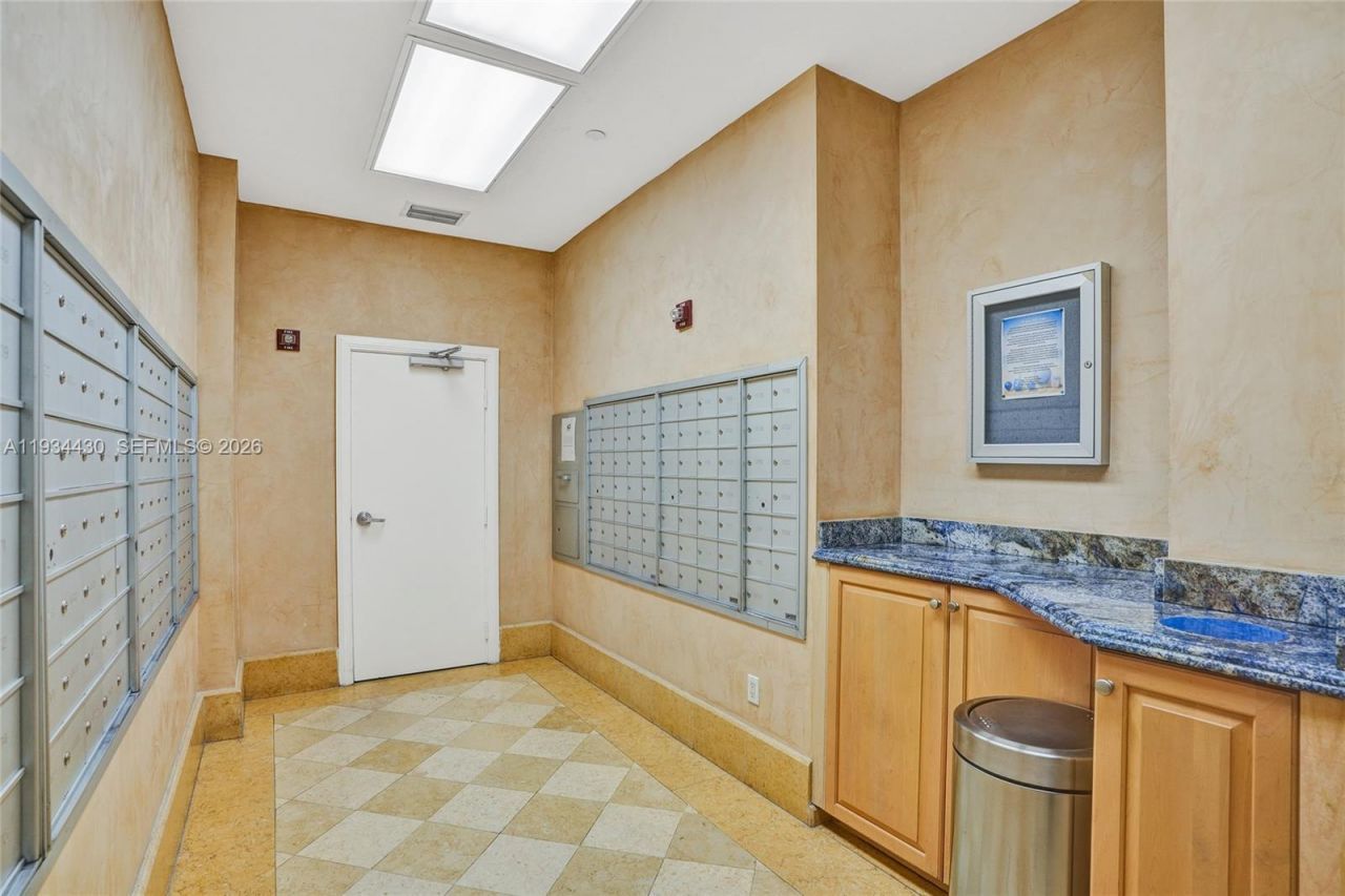 6917 Collins Ave, Unit 503, Miami Beach, FL 33141 Photo