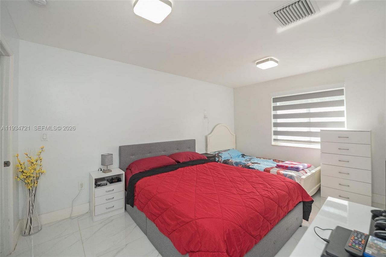 7612 Granada Blvd, Miramar, FL 33023 Photo