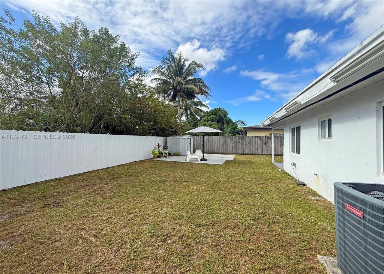 7612 Granada Blvd, Miramar, FL 33023 Photo