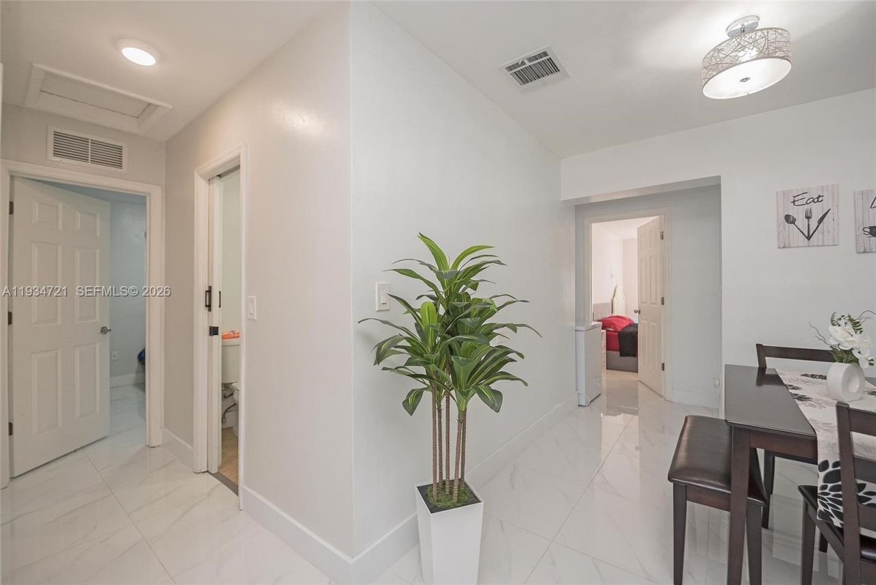 7612 Granada Blvd, Miramar, FL 33023 Photo