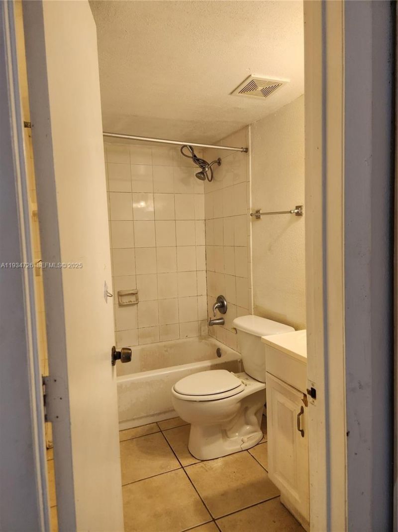 19715 SW 114th Ave, Unit 157, Miami, FL 33157 Photo