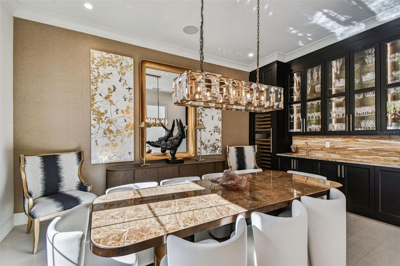 2915 W Harbor View Avenue, Tampa, FL 33611 Photo