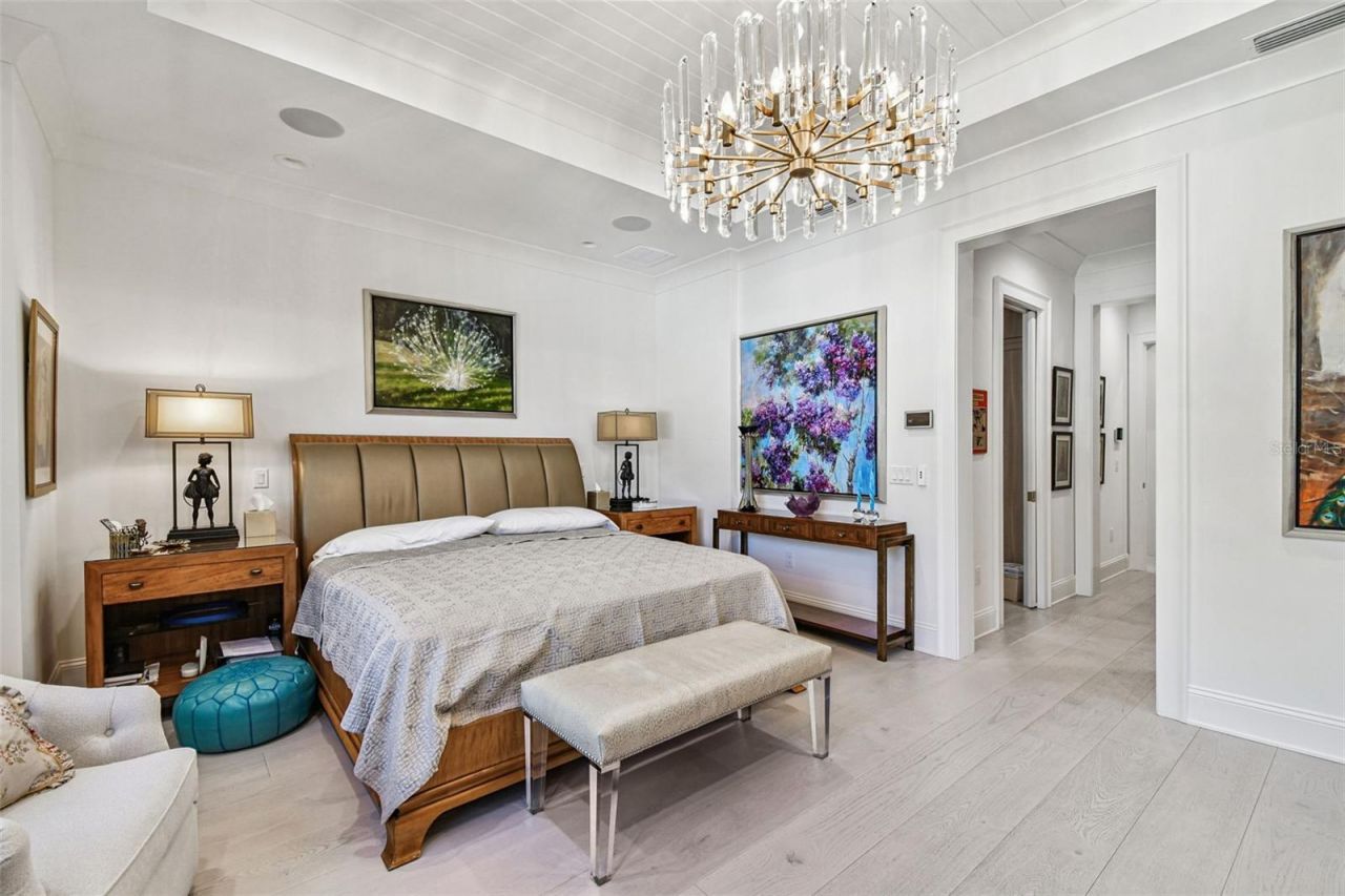 2915 W Harbor View Avenue, Tampa, FL 33611 Photo