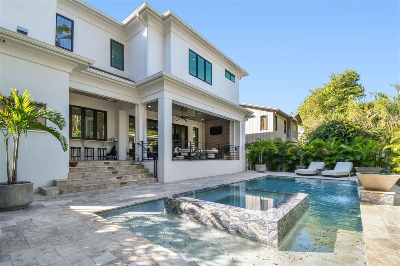 2915 W Harbor View Avenue, Tampa, FL 33611 Photo