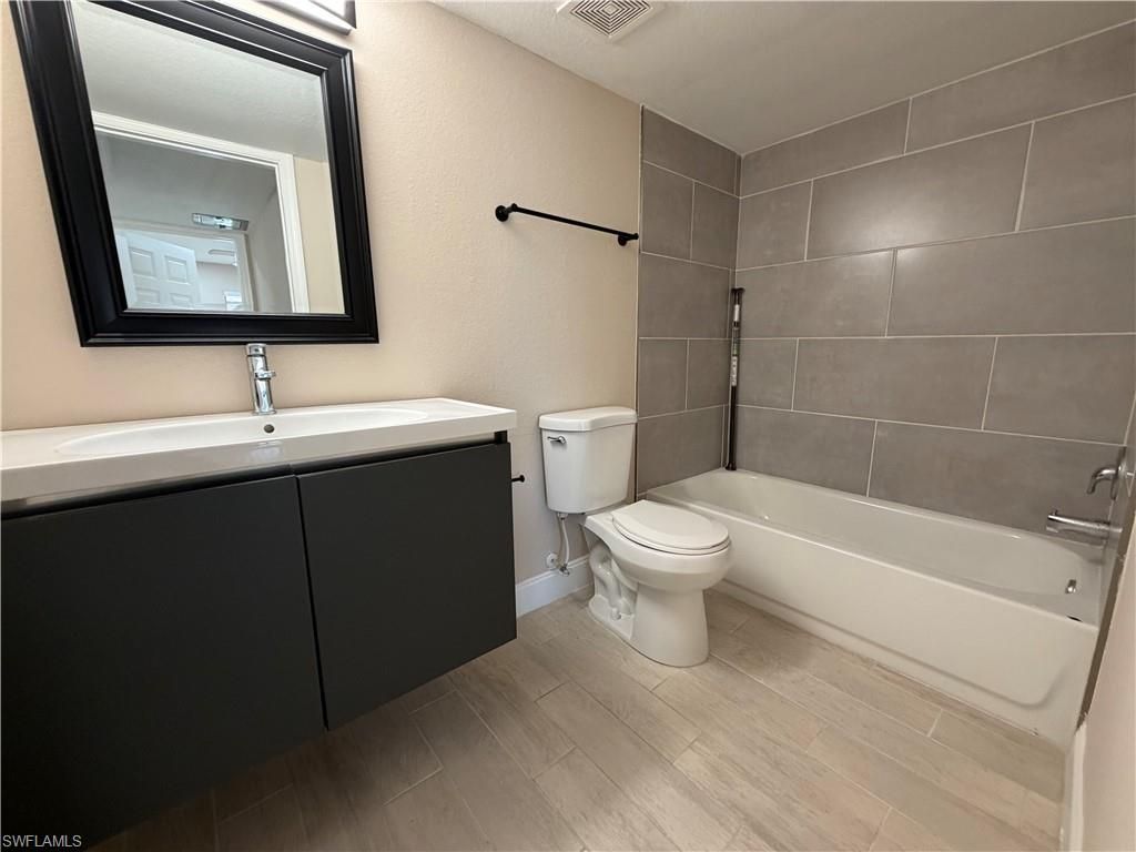 5317 Summerlin Rd, Unit 1701, Fort Myers, FL 33919 Photo