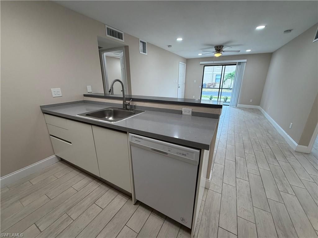 5317 Summerlin Rd, Unit 1701, Fort Myers, FL 33919 Photo