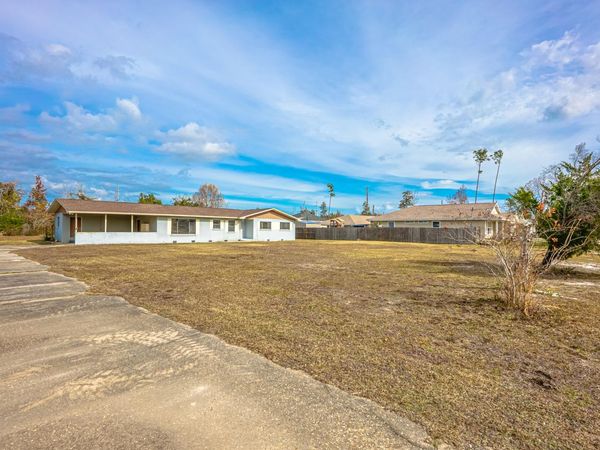 3121 Douglas Road, Panama City, FL 32405