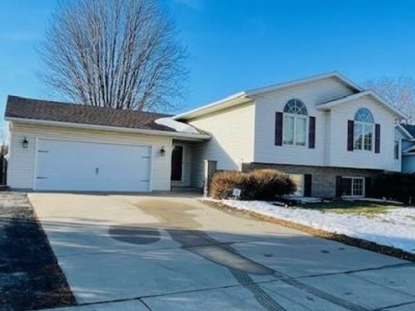 5505 23rd Avenue NW, Rochester, MN 55901