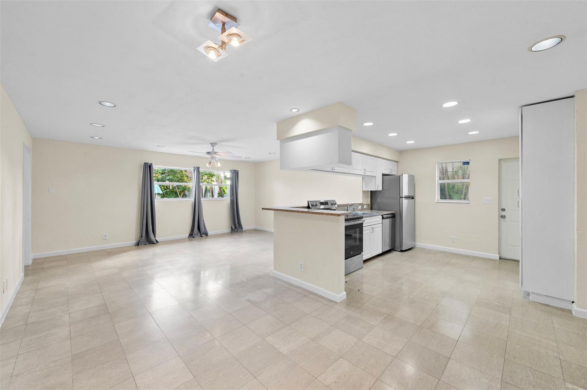 758 NE 13th Court, Unit 7, Fort Lauderdale, FL 33304 Photo