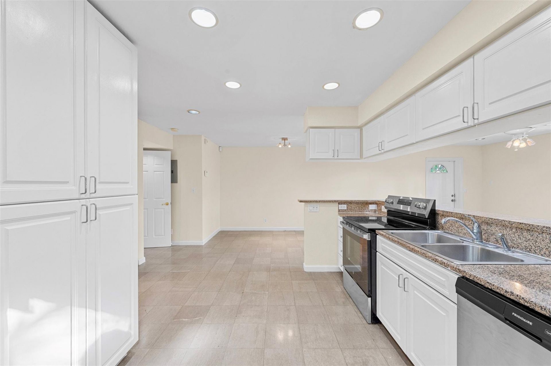 758 NE 13th Court, Unit 7, Fort Lauderdale, FL 33304 Photo